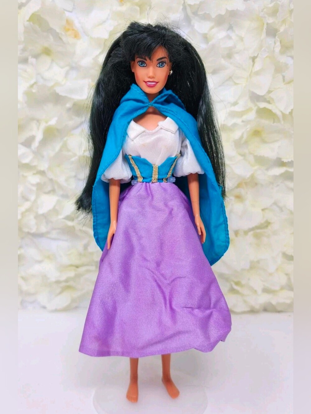 Mattel Disney The Hunchback Of Notre Dame 1995 Esmeralda Barbie Doll Flat Feet